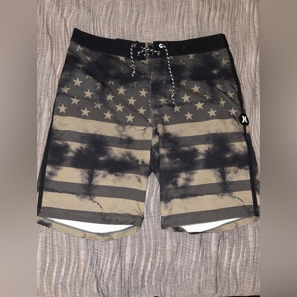 Hurley Other - Hurley Men's Black and Brown Star-Stripe Board Shorts